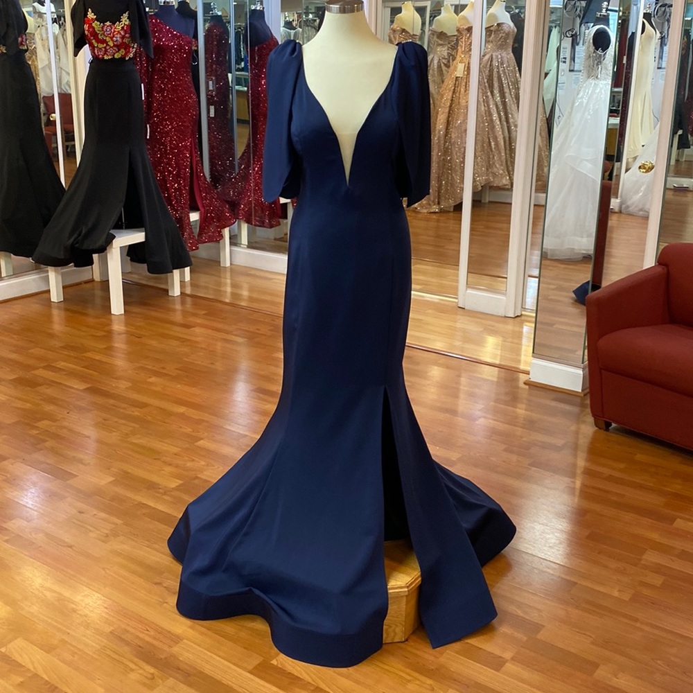 ✔️ mothers gown and special occasion dress